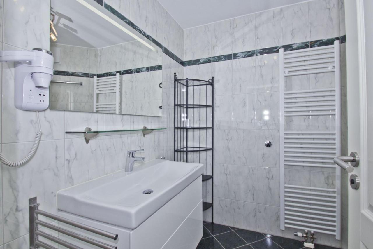 Mit Meerblick Und Balkon, Gratis Nutzung Vom Ahoi Erlebnisbad Und Sauna In Sellin - Meeresblick Fewo 33 Goehren  Ngoại thất bức ảnh