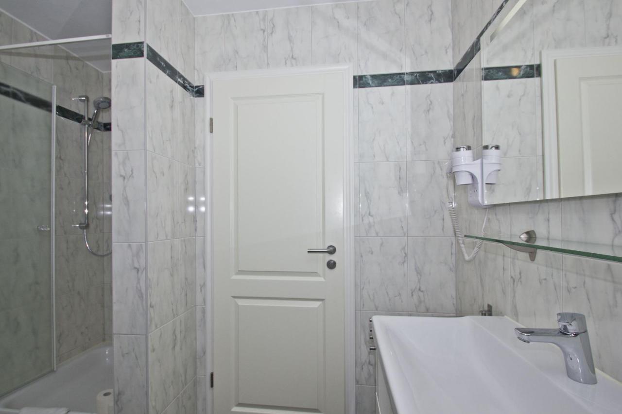 Mit Meerblick Und Balkon, Gratis Nutzung Vom Ahoi Erlebnisbad Und Sauna In Sellin - Meeresblick Fewo 33 Goehren  Ngoại thất bức ảnh